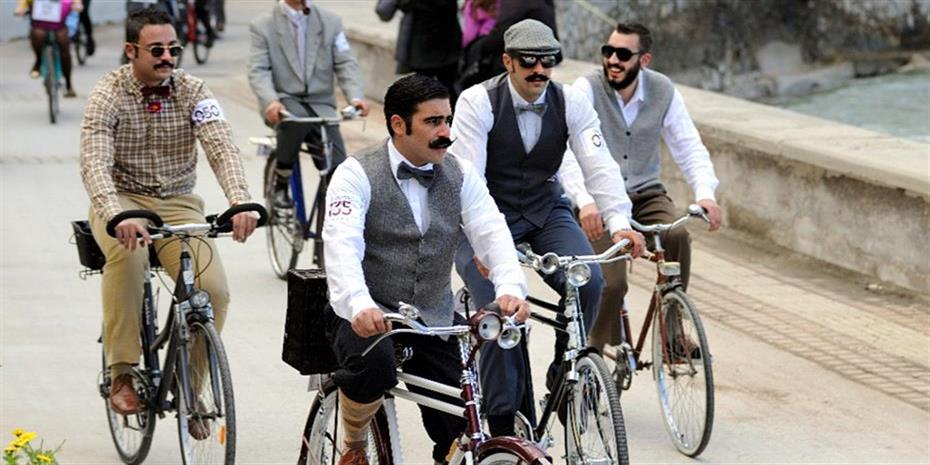 Στις 19-21 Οκτωβρίου στις Σπέτσες το 5ο Tweed Run