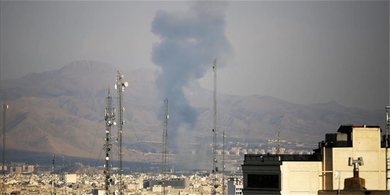 Τα Ηνωμένα Αραβικά Εμιράτα κατηγορούν το Ιράν ότι εκτόξευσε δύο πυραύλους στο έδαφός τους | Τράπεζες στο PlusTV.gr