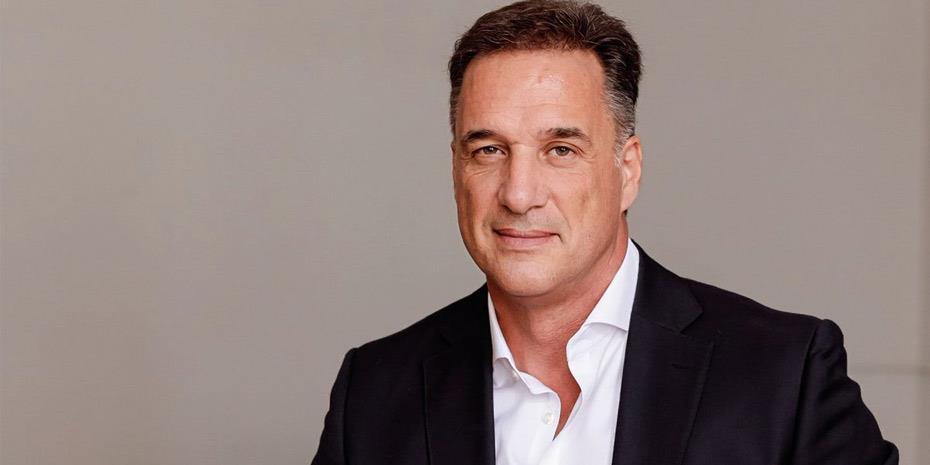 Ο Νίκος Αναστασίου Γενικός Διευθυντής του αεροδρομίου στο Καστέλι