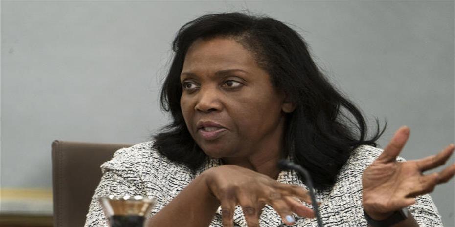 Το Aνώτατο Δικαστήριο «μπλοκάρει» την άμεση απόλυση της Κουκ από τη Fed