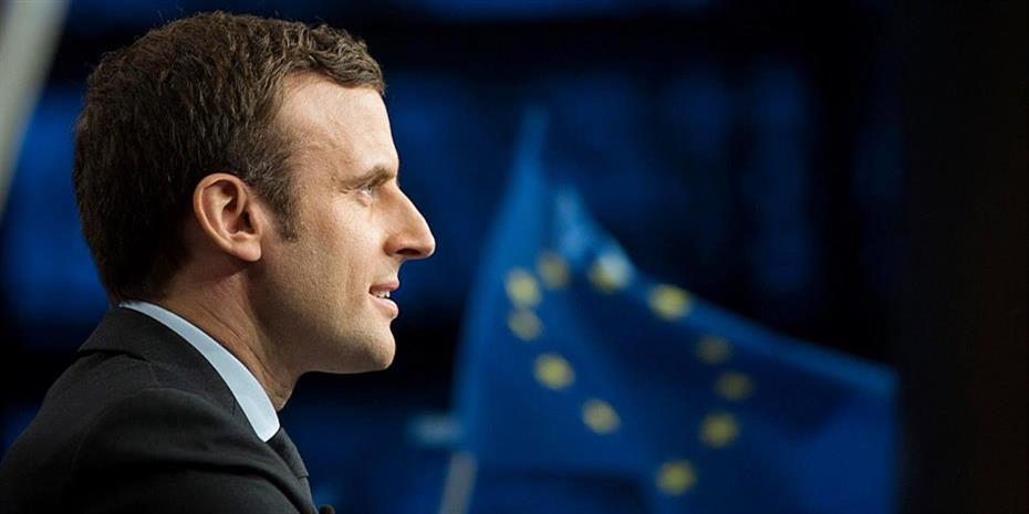 Δεξιόστροφη η νέα γαλλική κυβέρνηση