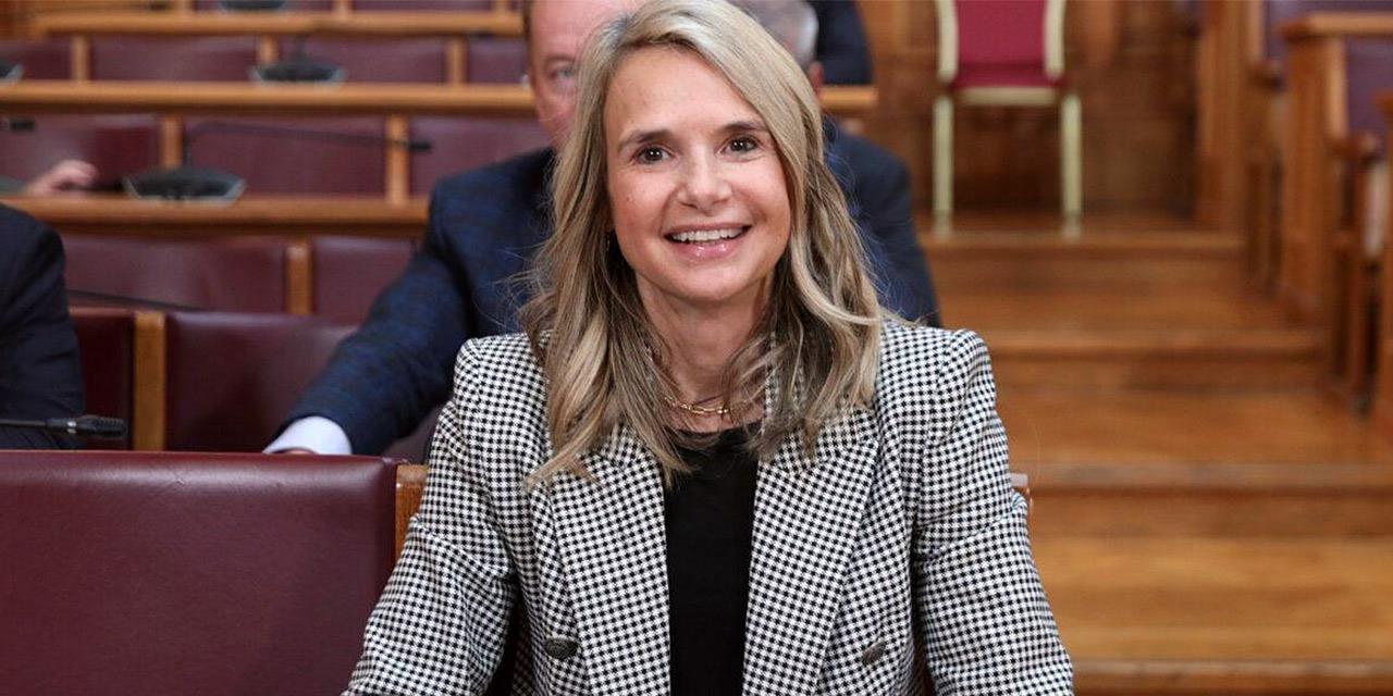 Παρέμβαση Αποστολάκη στην Ευρωπαϊκή Αρχή Ασφαλίσεων για τα ισόβια ασφαλιστήρια υγείας