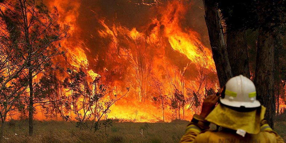 Καταστροφικές πυρκαγιές στην Αυστραλία, καίγονται σπίτια