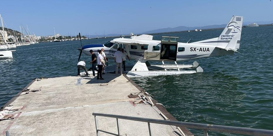 Hellenic Seaplanes: Το πρώτο υδροπλάνο προσθαλασσώθηκε στον Βόλο