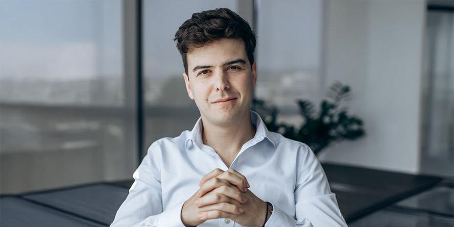 Καραγεώργος (Freedom24): «Καλύψαμε μία υπαρκτή ανάγκη της ελληνικής αγοράς»