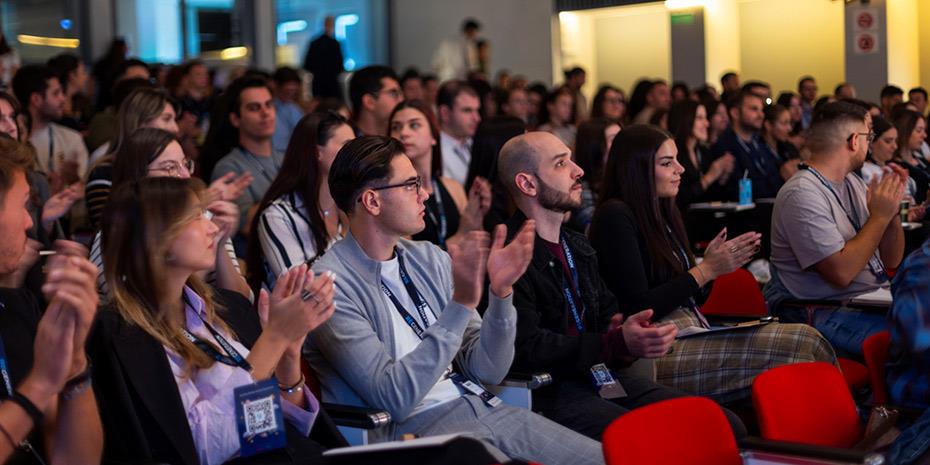 The Hellenic Initiative: Επεκτείνει την Επένδυσή του στο ReGeneration