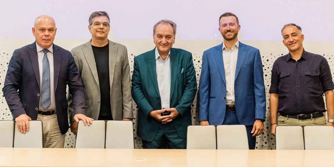 ΑΚΜΗ-DAT Hellas: Στρατηγική συνεργασία στη Μηχανοτρονική | Αγορές στο PlusTV.gr