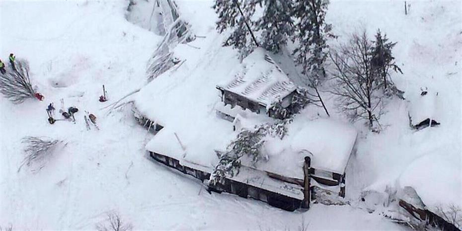 Αυστρία: Περίπου 10 ερασιτέχνες σκιέρ θάφτηκαν από χιονοστιβάδα στη περιοχή Φόραλμπεργκ