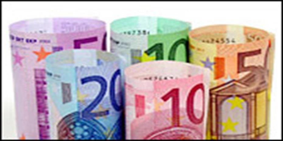 Deutsche Welle: Μετρητά στο στρώμα κρύβουν οι Γερμανοί