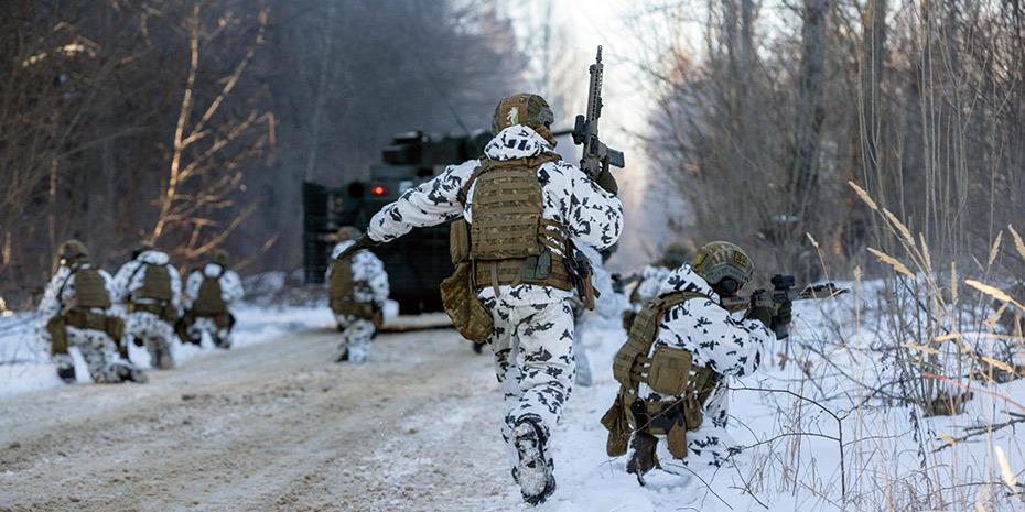 Η «πρώτη» Σουηδών και Φινλανδών σε άσκηση του ΝΑΤΟ