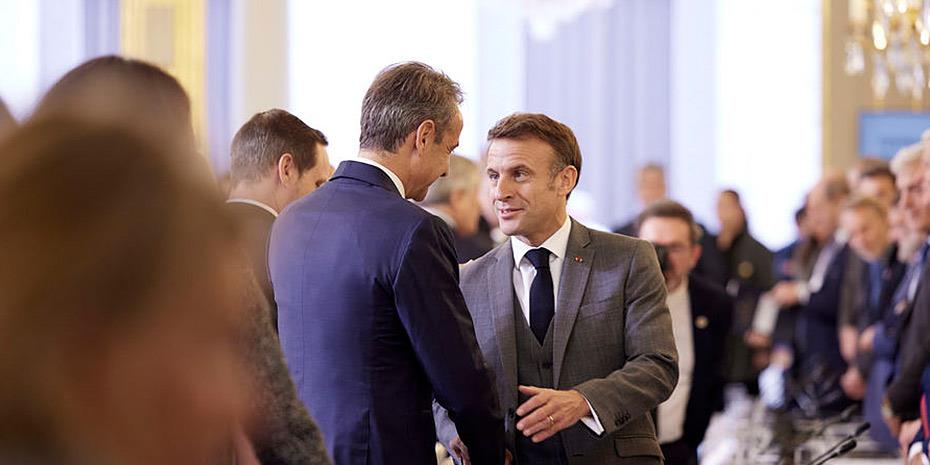 Σύσκεψη ηγετών στο Παρίσι για τη βοήθεια στην Ουκρανία