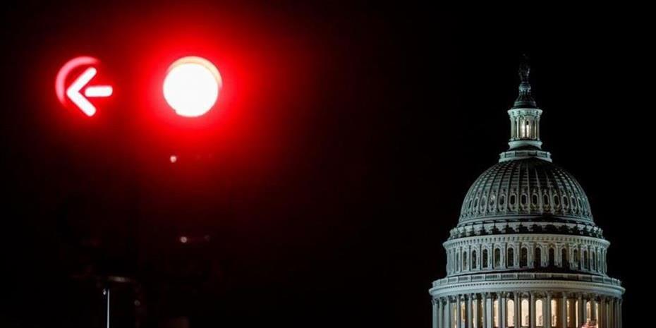 ΗΠΑ: Το 64% βλέπει δεύτερο shutdown πριν τα μέσα Φεβρουαρίου