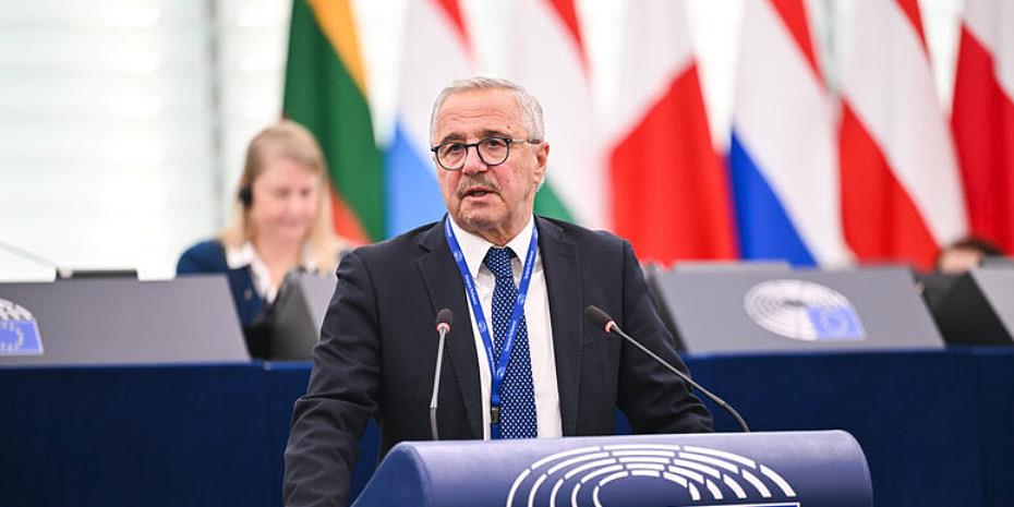 Μανιάτης: Ευρωπαϊκή έκθεση αναγνωρίζει ψευδοκράτος και τουρκολιβυκό μνημόνιο!