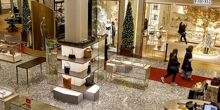 Saks: Χρεοκοπεί το νεοϋορκέζικο πολυκατάστημα πολυτελείας με ιστορία 160 ετών