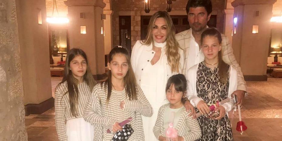 Ελένη Πετρουλάκη: Τέσσερις κόρες, τέσσερα θαύματα!