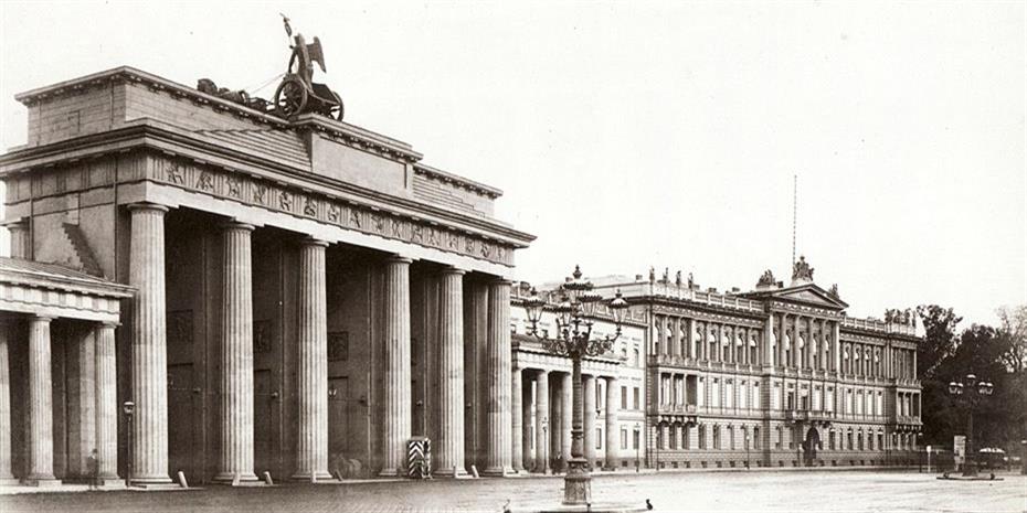 Επιτροπή της Bundestag αμφισβητεί το γερμανικό όχι για τις πολεμικές αποζημιώσεις