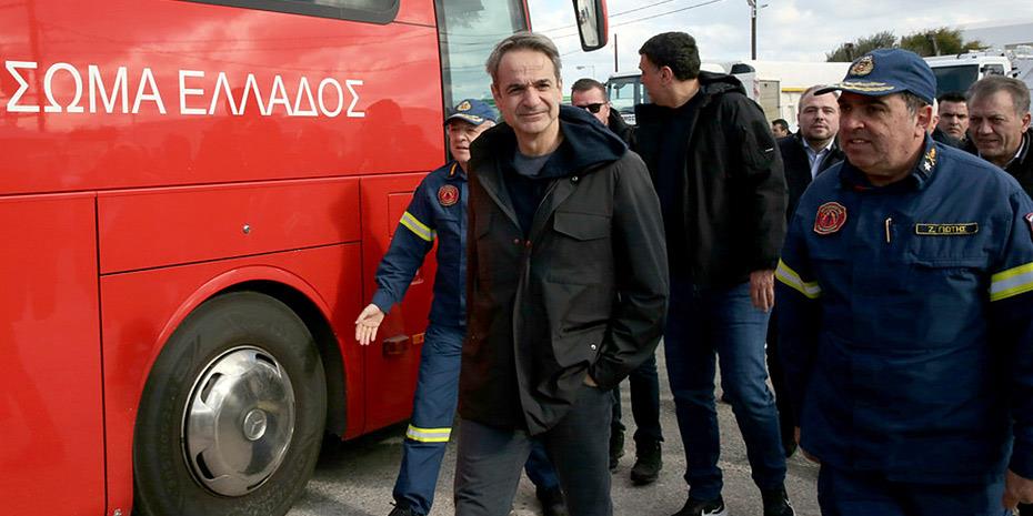 Μητσοτάκης από Σαντορίνη: Στο πλευρό των κατοίκων ο κρατικός μηχανισμός