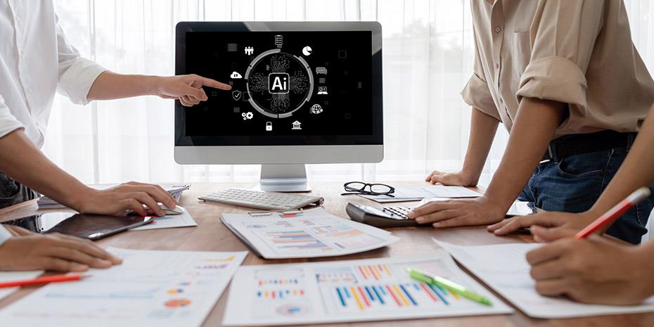 Τέσσερις στις 10 ελληνικές εταιρείες επενδύουν στον ψηφιακό μετασχηματισμό