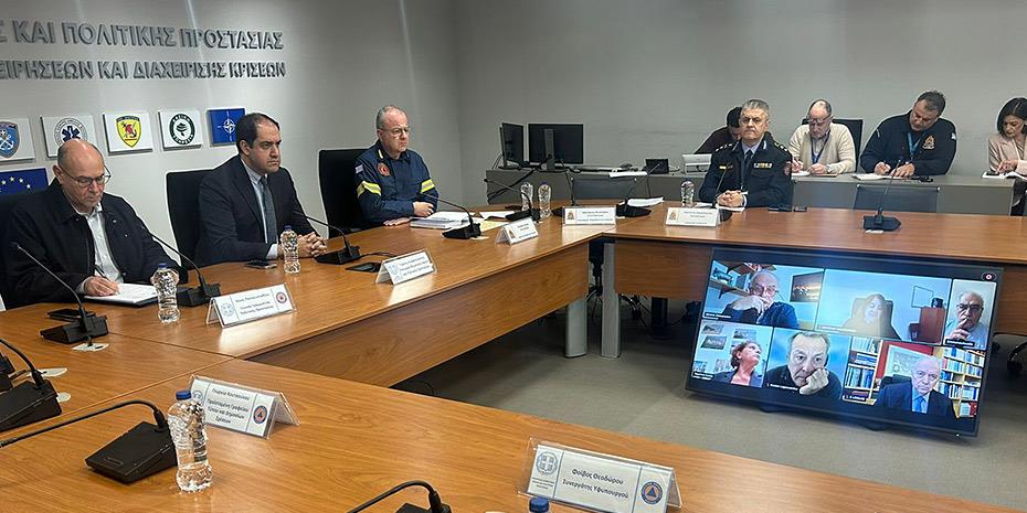 «Red Code» σε πέντε Περιφέρειες ενόψει της κακοκαιρίας