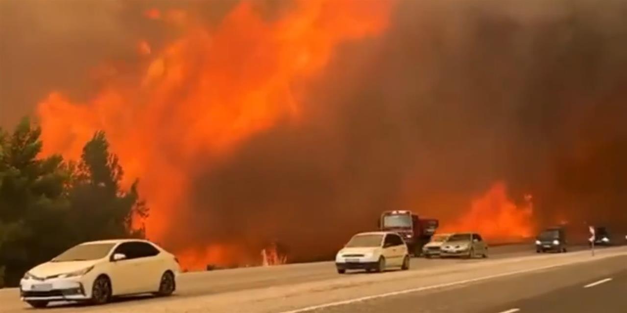 Πύρινος εφιάλτης στην Τουρκία με 90 φωτιές σε μία ημέρα