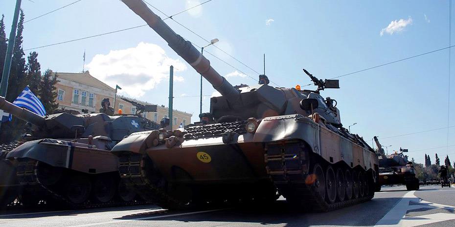 Ολα τα νέα οπλικά συστήματα που παρουσιάστηκαν στην παρέλαση