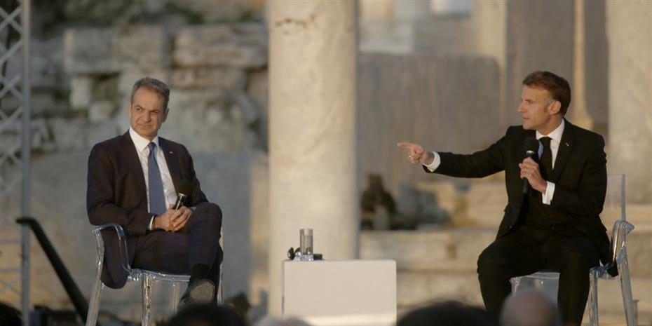 Μακρόν: «Θα είμαστε εδώ αν απειληθεί η κυριαρχία της Ελλάδας»