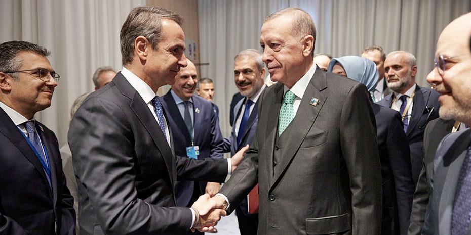ΣΥΡΙΖΑ-ΠΑΣΟΚ ζητούν επίσημη ενημέρωση πριν την επίσκεψη Ερντογάν