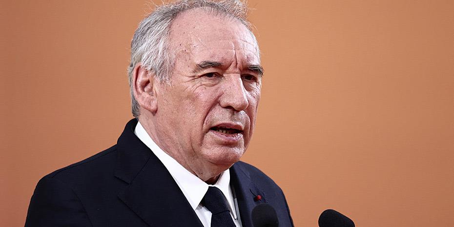 Επεσε η κυβέρνηση Μπαϊρού στη Γαλλία