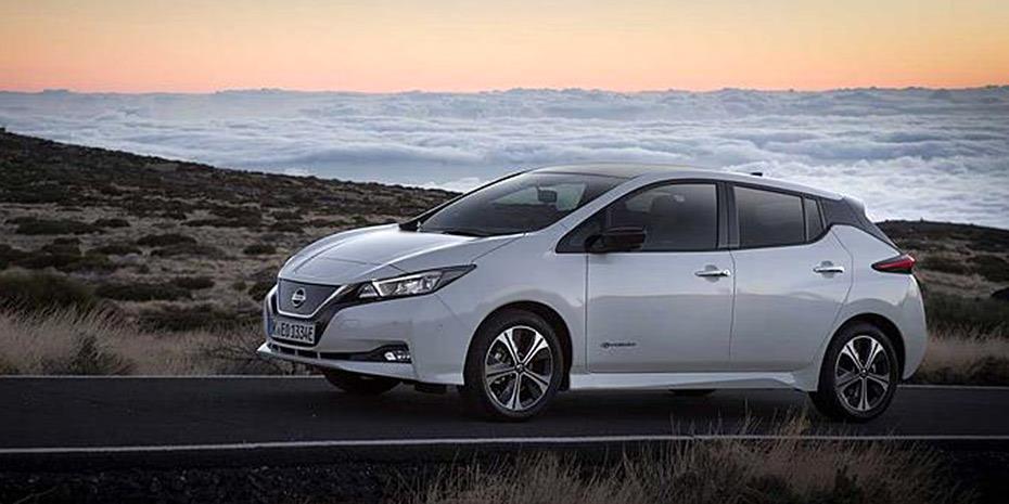 Nissan LEAF: Η μοναξιά της κορυφής