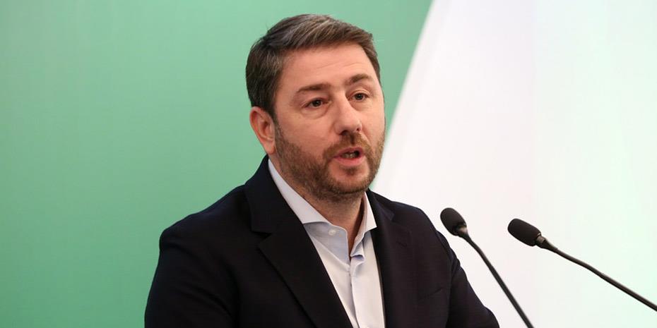 Ανδρουλάκης: «Όχι» σε συγκυβέρνηση με ΝΔ ακόμη κι αν της λείπουν 2-3 έδρες