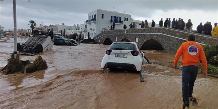 Εντατικές προσπάθειες για αποκατάσταση των ζημιών σε Πάρο, Μύκονο και Ρόδο