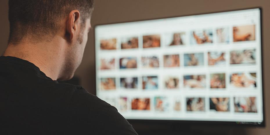 Pornhub, Stripchat, XNXX, XVideos: Τσεκάρει τις ιστοσελίδες σεξ η ΕΕ
