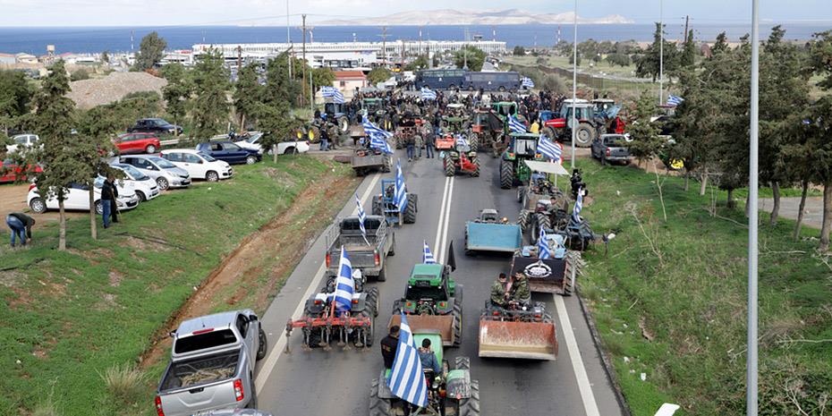 Άνοιξαν τα αεροδρόμια σε Ηράκλειο και Χανιά