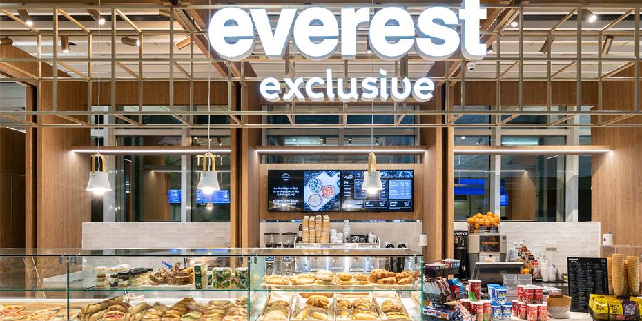 Everest: Αλλάζουν το μενού για να προσελκύσουν πελάτες