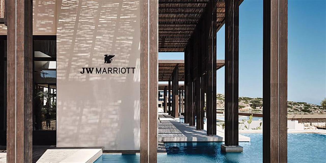 Η νέα γενιά luxury ξενοδοχείων από διεθνή brands | Επιχειρήσεις στο PlusTV.gr