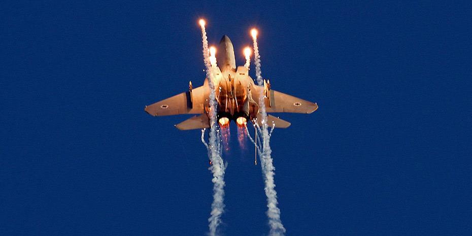 Αμερικανικά μαχητικά F-15E σπεύδουν στη Μέση Ανατολή