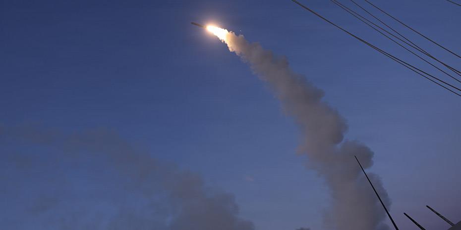 ΗΠΑ και Ιράν πανηγυρίζουν «νίκη» μετά την εκεχειρία