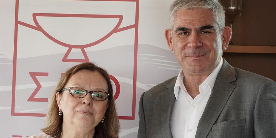 Το ελληνικό κρασί βλέπει την πλάτη της... Αθηναϊκής Ζυθοποιίας
