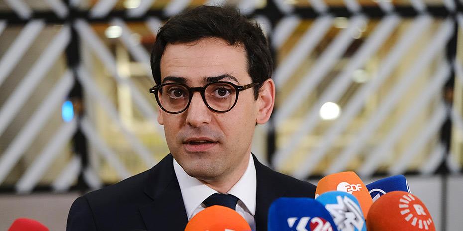 Η ΕΕ σφίγγει τον κλοιό στις κινεζικές επενδύσεις