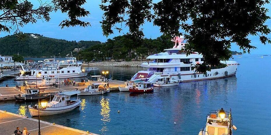 H μαρίνα Σκιάθου μπαίνει στις προτεραιότητες του Υπερταμείου