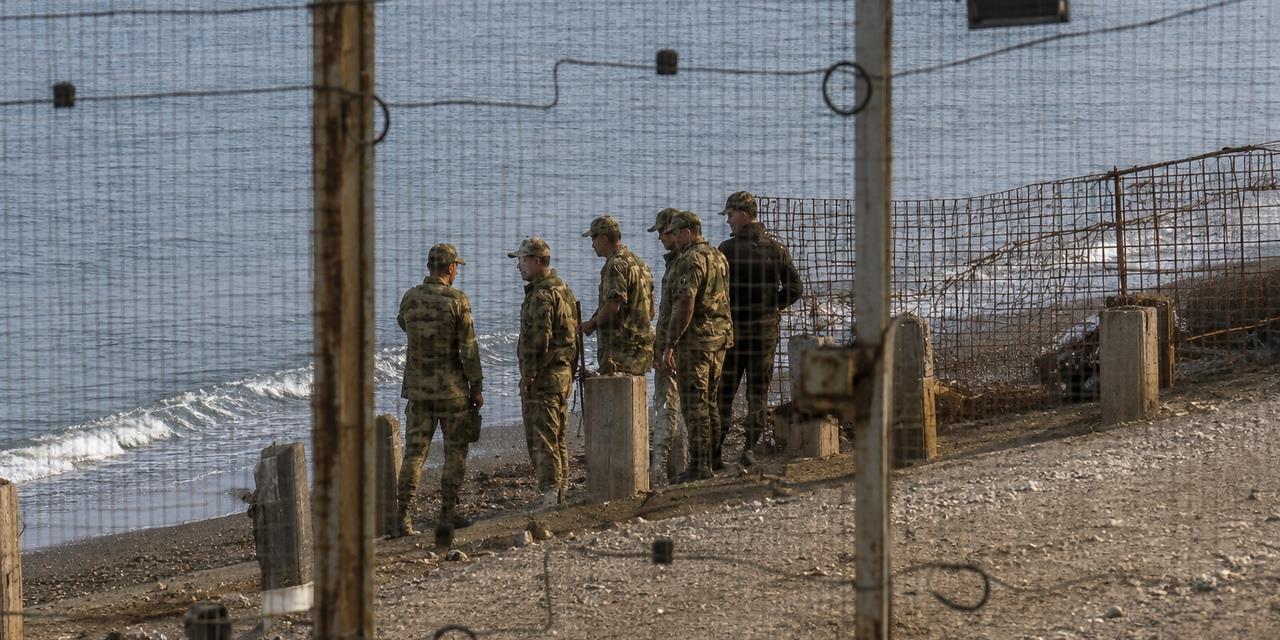 Η Ισπανία ενισχύει την ασφάλεια στη Θέουτα, φόβοι για νέα είσοδο μεταναστών | Τράπεζες στο PlusTV.gr
