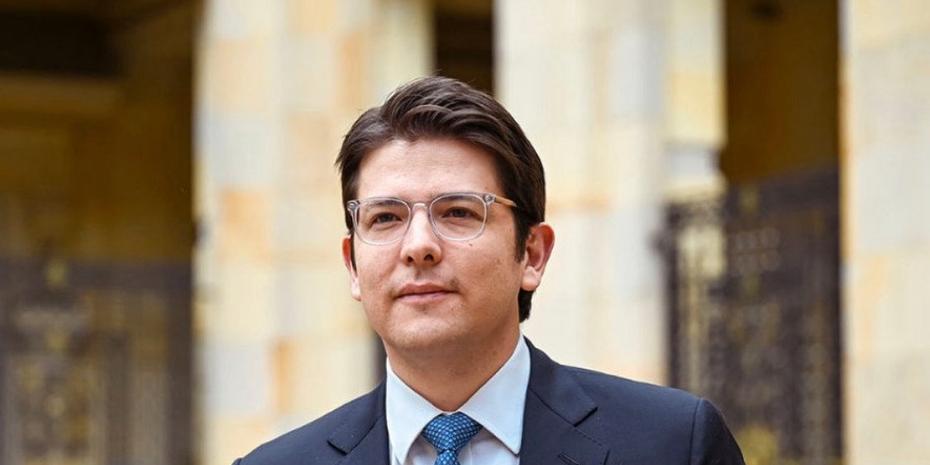 Κολομβία: Σημάδια βελτίωσης εμφανίζει ο γερουσιαστής Μιγκέλ Ουρίμπε