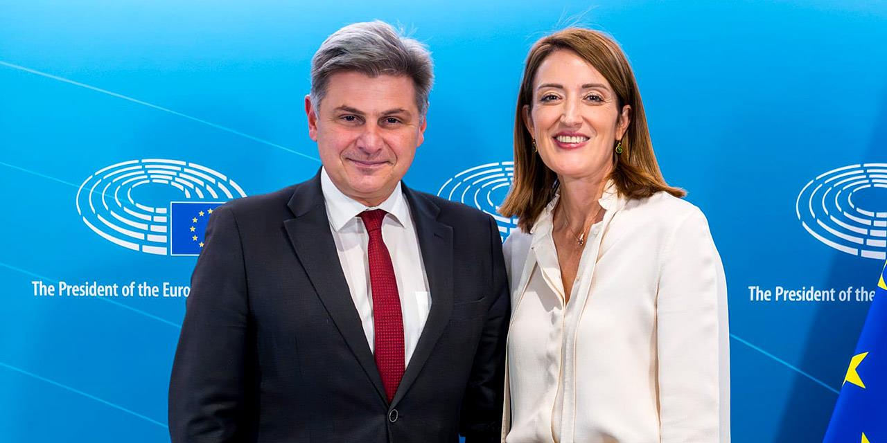 Φαραντούρης σε Μέτσολα: Οι τουρκικές απειλές θίγουν τα ευρωπαϊκά συμφέροντα