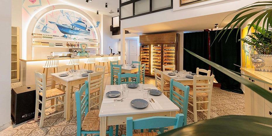 Αναπάντεχα στέκια στις στοές της Αθήνας και του Πειραιά