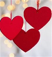 Έρευνα του MARLAB: Πώς γιόρτασαν οι Έλληνες την ημέρα του Αγίου Βαλεντίνου