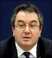 Ο Ηλίας Μόσιαλος εκπρόσωπος της Ελλάδας στους διεθνείς οργανισμούς για τον κορωνοϊό