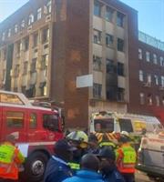Στους 73 οι νεκροί από φωτιά σε κτίριο στο Γιοχάνεσμπουργκ