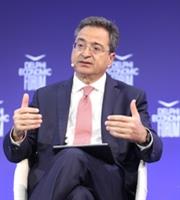 Καραβίας: Γεωπολιτική και τεχνολογία αλλάζουν τις τράπεζες