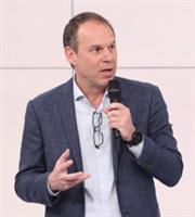 COSMOTE TELEKOM: Η στρατηγική ένωση δυνάμεων που φέρνει το μέλλον πιο κοντά