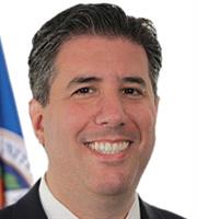 Τον Ελληνοαμερικανό Μάικλ Ρήγα προτείνει για αναπληρωτή υπ. Εξωτερικών ο Τραμπ